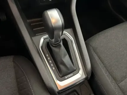 Photo 12 Renault Clio  E-Tech 140