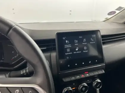 Photo 11 Renault Clio  E-Tech 140