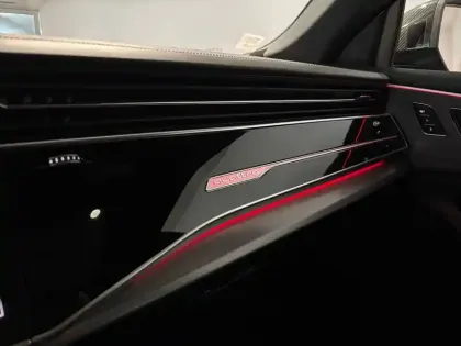 Photo 26 Audi Q8 RS  Tiptronic 8 Quattro