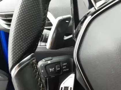 Photo 23 Peugeot 3008  Hybrid 225 e-EAT8