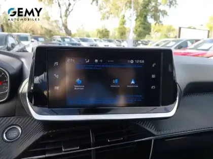 Photo 14 Peugeot 2008  PureTech 130 S&S BVM6