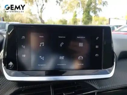 Photo 12 Peugeot 2008  PureTech 130 S&S BVM6