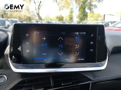 Photo 13 Peugeot 2008  PureTech 130 S&S BVM6