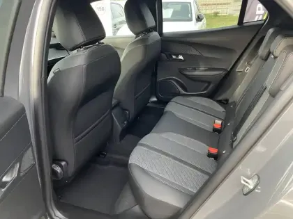 Photo 17 Peugeot 2008  Hybrid 145 e-DCS6