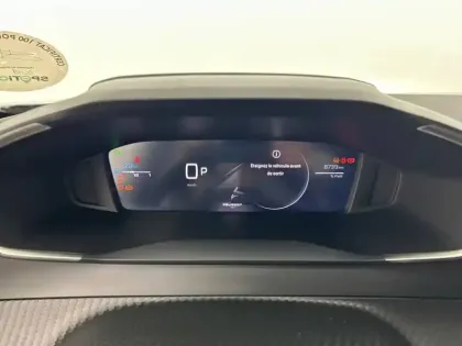 Photo 50 Peugeot 2008  Hybrid 145 e-DCS6