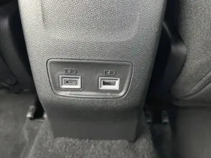 Photo 55 Peugeot 2008  Hybrid 145 e-DCS6