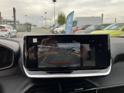 Photo 4 Peugeot 2008  Hybrid 145 e-DCS6