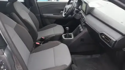 Photo 37 Dacia Sandero  ECO-G 100 GSR2