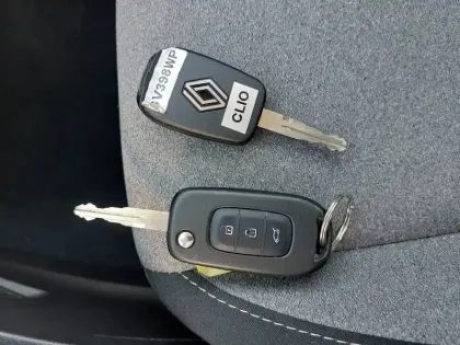 Photo 6 Renault Clio  TCe 90