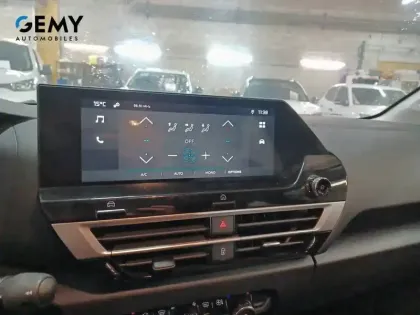 Photo 35 Citroën C4 Gén. III Ph1 Feel 5