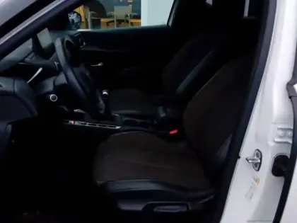 Photo 48 DS DS 3  Crossback PureTech 100 S&S BVM6