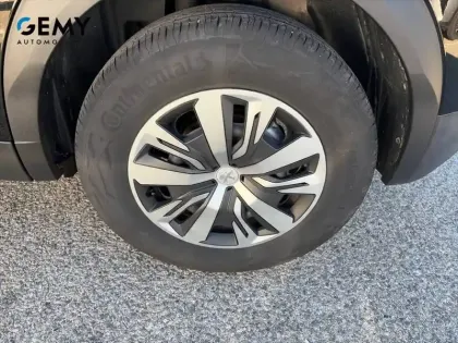 Photo 10 Peugeot 2008  PureTech 100 S&S BVM6