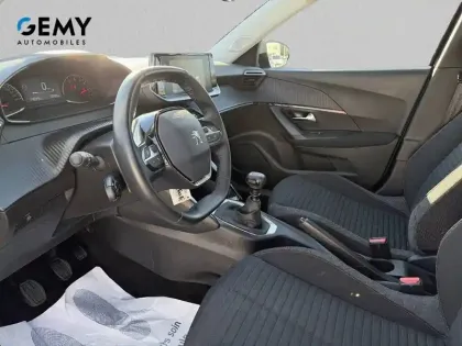 Photo 8 Peugeot 2008  PureTech 100 S&S BVM6