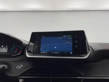 Photo 39 Peugeot 208  Electrique 50 kWh 136ch