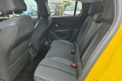 Photo 10 Peugeot 208  Electrique 50 kWh 136ch