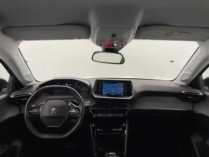 Photo 47 Peugeot 208  Electrique 50 kWh 136ch