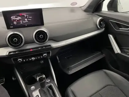 Photo 25 Audi Q2  35 TFSI 150 S tronic 7