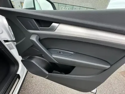 Photo 26 Audi Q5  Sportback 55 TFSIe 367 S tronic 7 Quattro