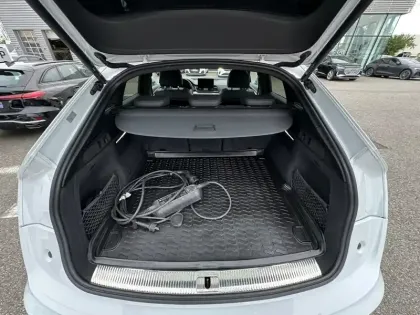Photo 49 Audi Q5  Sportback 55 TFSIe 367 S tronic 7 Quattro