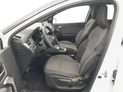 Photo 9 Renault Captur  E-Tech full hybrid 145 ch