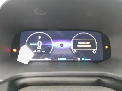 Photo 10 Renault Captur  E-Tech full hybrid 145 ch