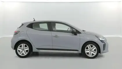 Photo 40 Renault Clio Gén. V (BJA) Ph2 Evolution 5