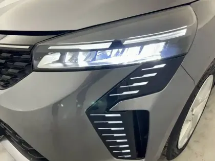 Photo 33 Renault Clio  TCe 90