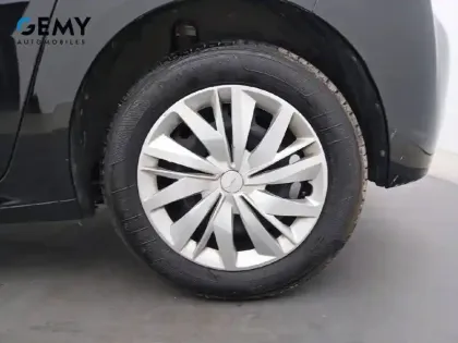 Photo 31 Peugeot 208  PureTech 75 S&S BVM5