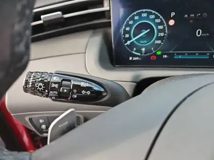 Photo 57 Hyundai Tucson  1.6 T-GDI 230 Hybrid BVA6