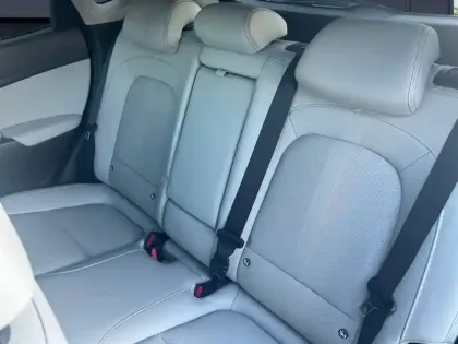 Photo 12 Hyundai Kona  Electrique 64 kWh - 204 ch