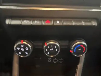 Photo 89 Renault Clio  TCe 90