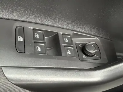 Photo 18 Volkswagen Polo  1.0 TSI 95 S&S DSG7