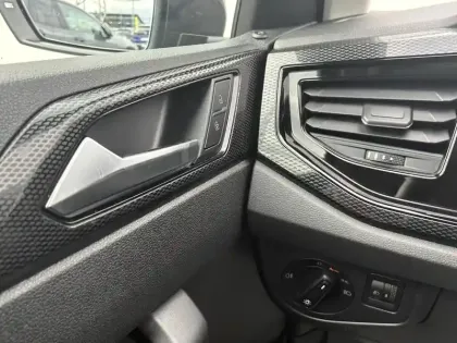 Photo 22 Volkswagen Polo  1.0 TSI 95 S&S DSG7