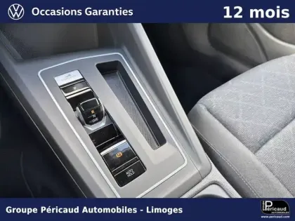 Photo 14 Volkswagen Golf  1.0 eTSI OPF 110 DSG7