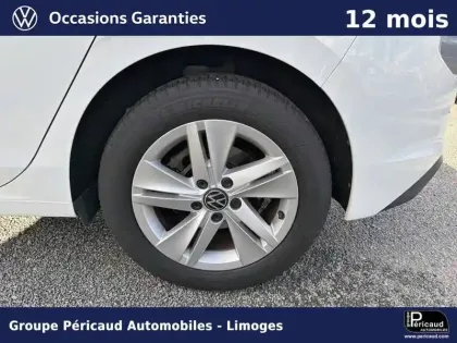 Photo 9 Volkswagen Golf  1.0 eTSI OPF 110 DSG7