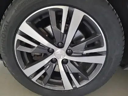 Photo 33 Peugeot 3008  Hybrid 225 e-EAT8