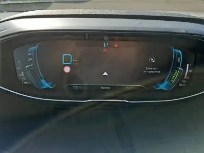 Photo 9 Peugeot 3008  Hybrid 225 e-EAT8