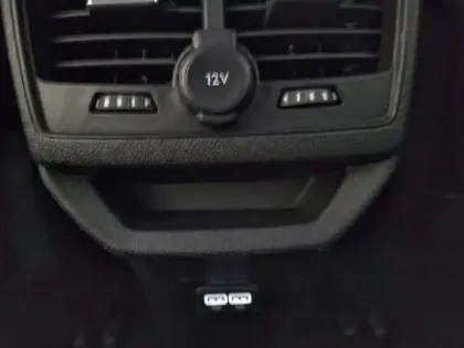 Photo 53 Peugeot 3008  Hybrid 225 e-EAT8