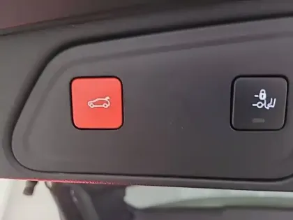 Photo 55 Peugeot 3008  Hybrid 225 e-EAT8