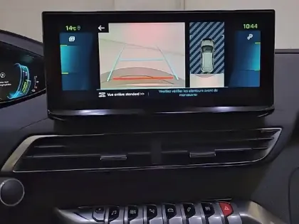 Photo 40 Peugeot 3008  Hybrid 225 e-EAT8