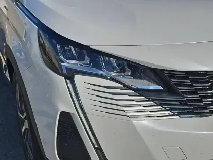 Photo 15 Peugeot 3008  Hybrid 225 e-EAT8