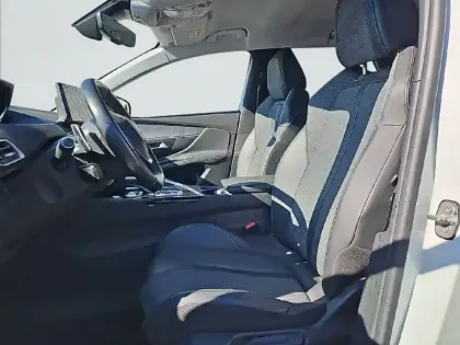 Photo 10 Peugeot 3008  Hybrid 225 e-EAT8