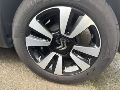 Photo 12 Citroën C3  PureTech 83 S&S BVM5