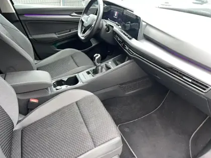 Photo 8 Volkswagen Golf  1.0 TSI OPF 110 BVM6