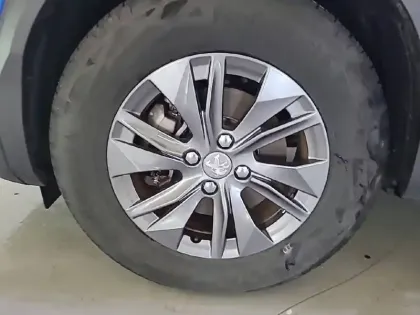 Photo 12 Peugeot 2008  Electrique 136 ch