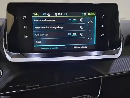 Photo 20 Peugeot 2008  Electrique 136 ch