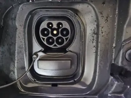 Photo 31 Peugeot 2008  Electrique 136 ch