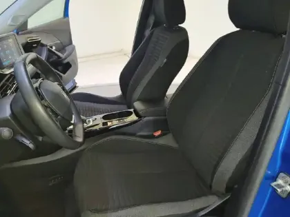 Photo 10 Peugeot 2008  Electrique 136 ch