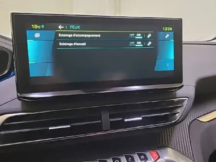 Photo 46 Peugeot 3008  Hybrid 225 e-EAT8