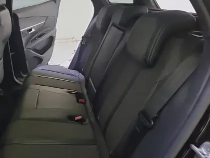 Photo 70 Peugeot 3008  Hybrid 225 e-EAT8